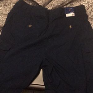 NWT saddlebred cargo shorts  never worn